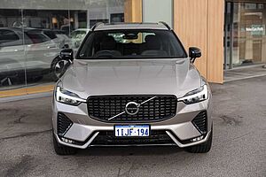 Volvo  XC60 Ultimate, B6 AWD mild hybrid, Petrol, Dark