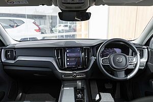 Volvo  XC60 Plus, B5 Mild Hybrid, Petrol