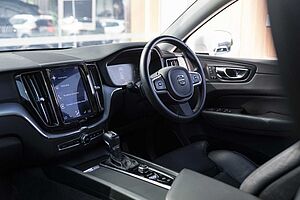 Volvo  XC60 D4 Momentum