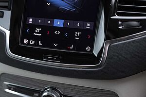 Volvo  XC90 Plus, B5 Mild Hybrid, Petrol, 7 Seats