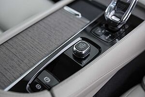 Volvo  XC90 Plus, B5 Mild Hybrid, Petrol, 7 Seats