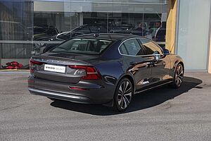 Volvo  S60 Ultimate, B5 Mild Hybrid, Petrol, Bright