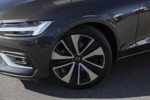 Volvo  S60 Ultimate, B5 Mild Hybrid, Petrol, Bright