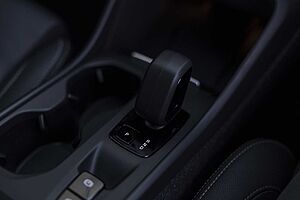 Volvo  XC40 Plus, B4 Mild Hybrid, Petrol
