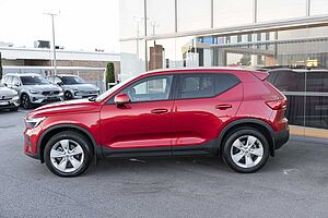 Volvo  XC40 Plus, B4 Mild Hybrid, Petrol
