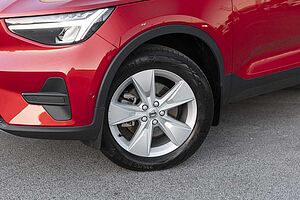 Volvo  XC40 Plus, B4 Mild Hybrid, Petrol