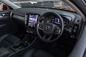 Volvo  XC40 Plus, B4 Mild Hybrid, Petrol