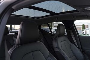 Volvo  XC40 Plus, B4 Mild Hybrid, Petrol