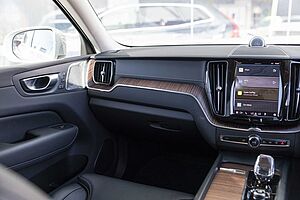 Volvo  XC60 Ultimate, B5 Mild Hybrid, Petrol, Bright