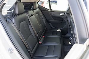 Volvo  XC40 Plus, B4 Mild hybrid, Petrol