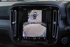 Volvo  XC40 Plus, B4 Mild hybrid, Petrol
