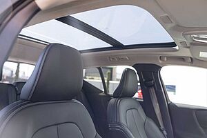 Volvo  XC40 Plus, B4 Mild hybrid, Petrol
