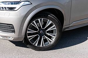 Volvo  XC90 D5 Momentum AWD