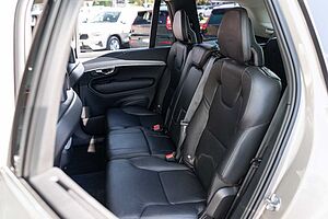 Volvo  XC90 D5 Momentum AWD