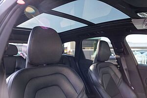 Volvo  XC60 D5 R-Design AWD