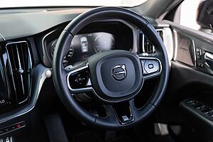 Volvo  XC60 D5 R-Design AWD