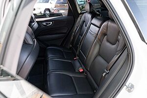 Volvo  XC60 D5 R-Design AWD
