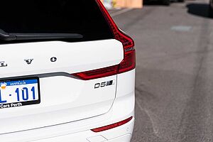 Volvo  XC60 D5 R-Design AWD