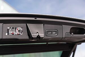 Volvo  XC60 D5 R-Design AWD
