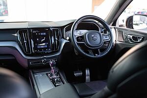 Volvo  XC60 D5 R-Design AWD
