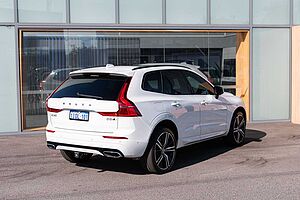 Volvo  XC60 D5 R-Design AWD