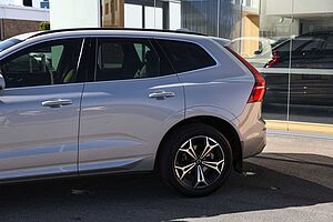 Volvo  XC60 Momentum, B5 mild hybrid