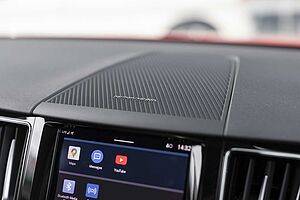 Volvo  XC60 Plus, B5 Mild Hybrid, Petrol