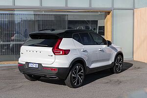 Volvo  XC40 T5 R-Design AWD