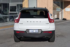 Volvo  XC40 T5 R-Design AWD