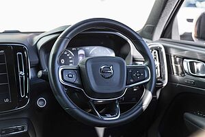 Volvo  XC40 T5 R-Design AWD