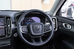 Volvo  XC40 Ultra, B4 AWD Mild hybrid, Petrol, Bright