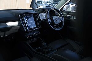 Volvo  XC40 T4 Momentum FWD