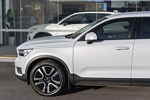 Volvo  XC40 T4 Momentum FWD