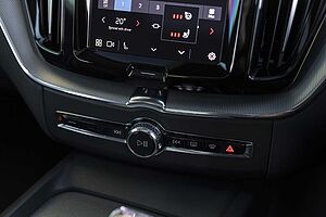 Volvo  XC60 Ultra, B5 AWD Mild hybrid, Petrol, Bright