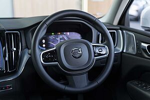 Volvo  XC60 Ultra, B5 AWD Mild hybrid, Petrol, Bright