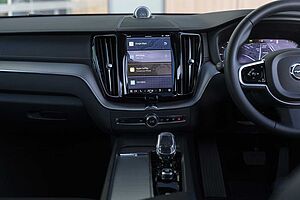 Volvo  XC60 Ultra, B5 AWD Mild hybrid, Petrol, Bright