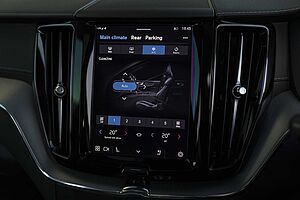 Volvo  XC60 Ultra, B5 AWD Mild hybrid, Petrol, Bright