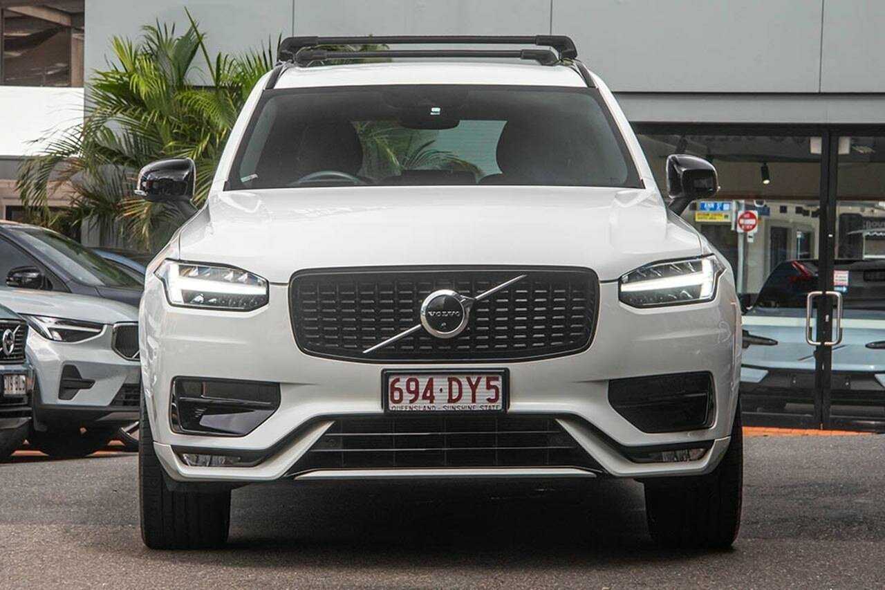 Volvo  XC90 R-Design, B6 AWD mild hybrid, 7 Seats