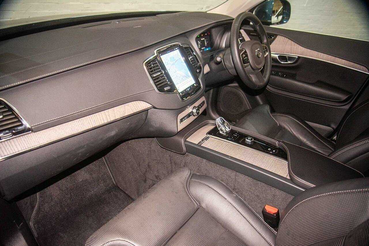 Volvo  XC90 Ultimate, B6 AWD Mild hybrid, Petrol, Bright, 7 Seats