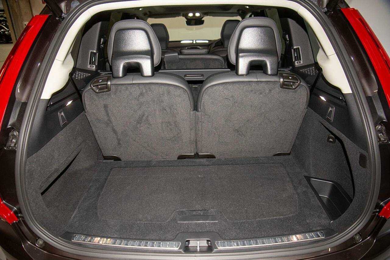 Volvo  XC90 Ultimate, B5 AWD Mild hybrid, Petrol, Bright, 7 Seats