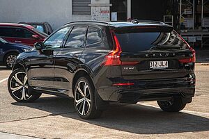 Volvo  XC60 Ultimate, B6 Mild Hybrid, Petrol, Dark