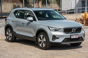 Volvo  XC40 Plus, B4 Mild hybrid, Petrol