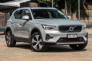 Volvo  XC40 Plus, B4 Mild hybrid, Petrol