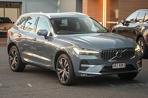 Volvo  XC60 Ultimate, B5 Mild Hybrid, Petrol, Bright