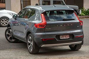 Volvo  XC40 Ultimate, B4 Mild Hybrid, Petrol, Bright