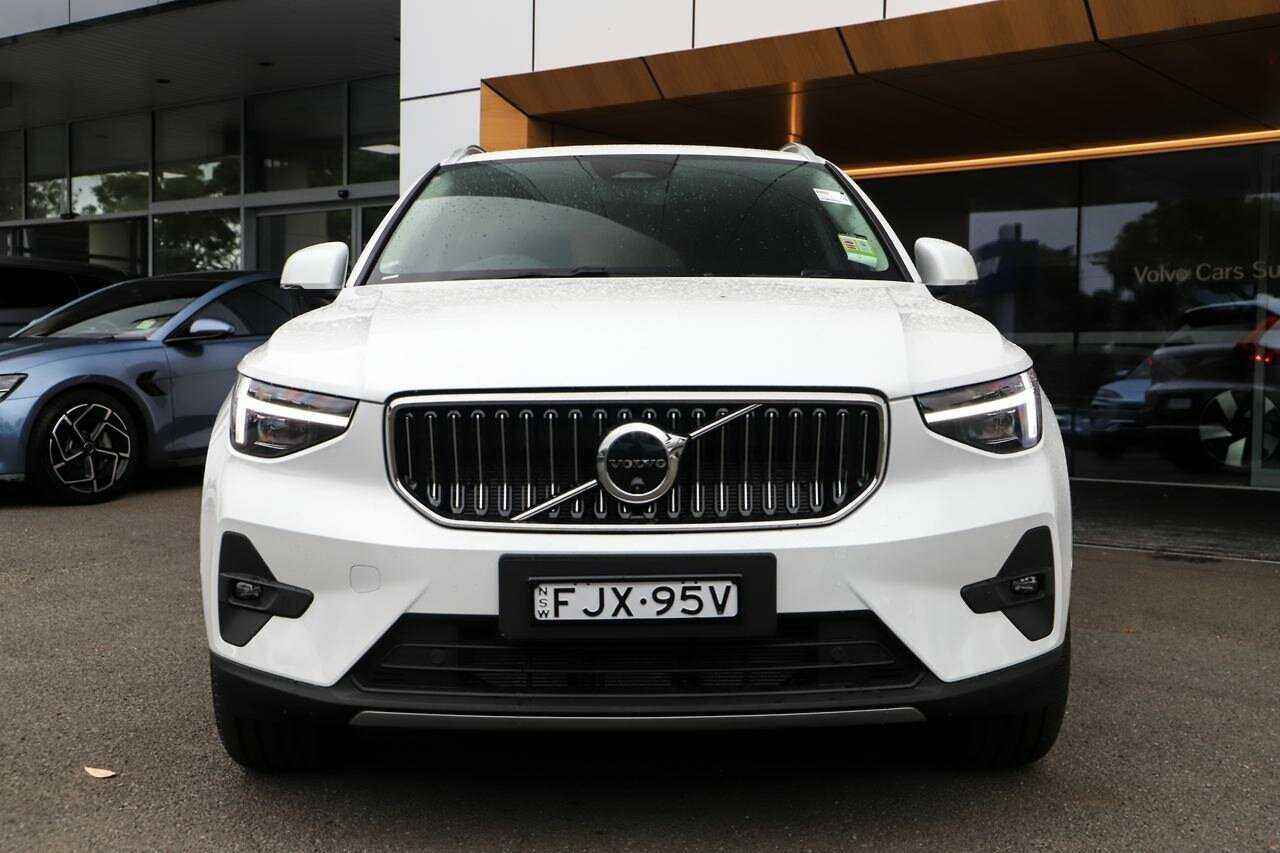 Volvo  XC40 Ultra, B4 AWD Mild hybrid, Petrol, Bright