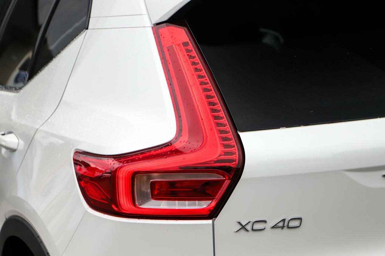 Volvo  XC40 Ultra, B4 AWD Mild hybrid, Petrol, Bright