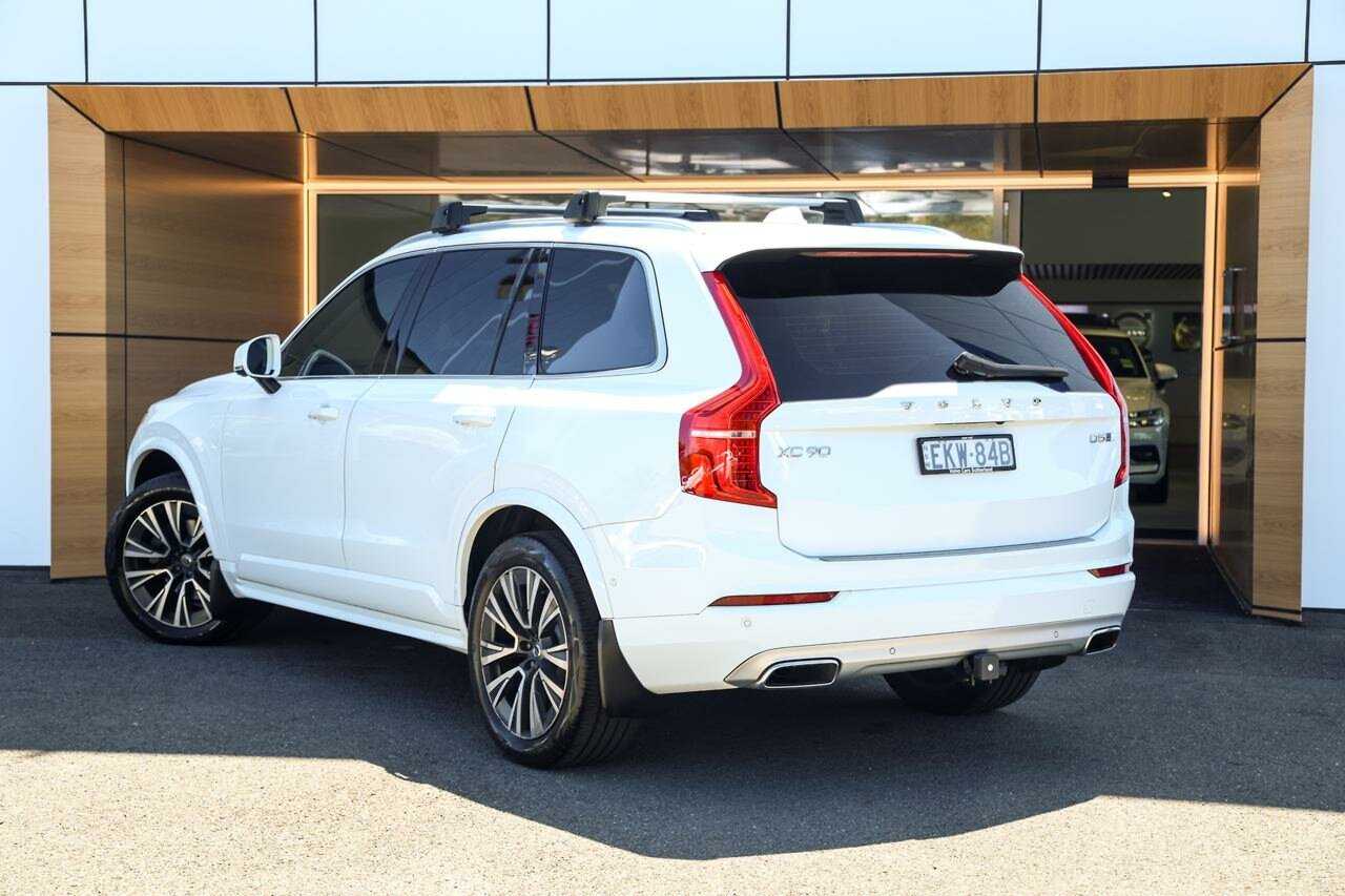 Volvo  XC90 Momentum, D5 AWD (173 kW), Seven individual seats