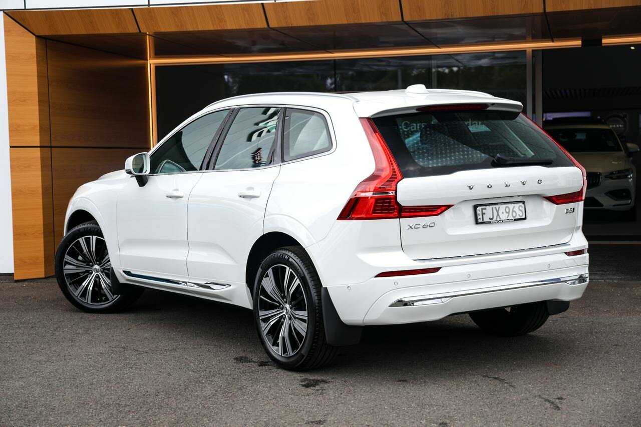 Volvo  XC60 Ultra, B5 AWD Mild hybrid, Petrol, Bright