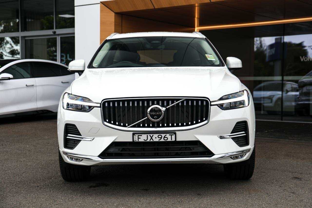 Volvo  XC60 Ultra, B5 AWD Mild hybrid, Petrol, Bright